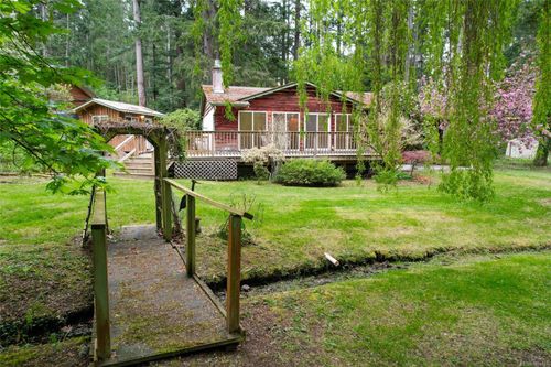 2420 Spring Beach Dr, Gabriola, BC, V0R1X7 | Card Image