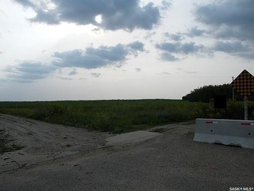 Par 18 Sandpiper Rd, North Battleford, SK, S9A | Card Image