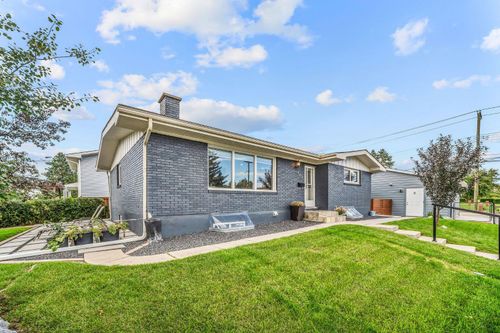 703 Millar Road Ne, Calgary, AB, T2E5Z6 | Card Image
