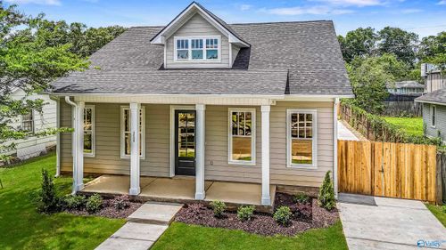 2106 Summer St Sw, Huntsville, AL, 35805-3818 | Card Image
