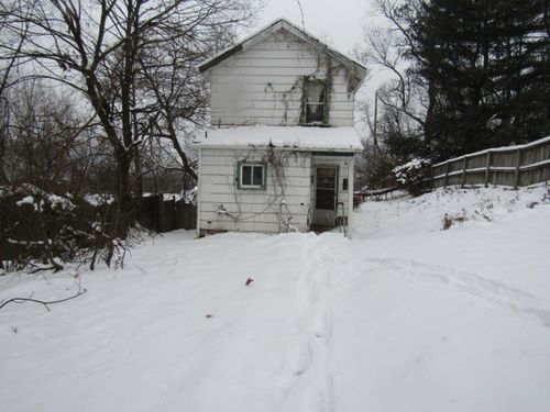 712 7th St, Oakmont, PA, 15139-1427 | Card Image