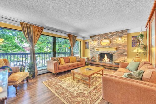 207-720 Eighth Ave, New Westminster, BC, V3M2R3 | Card Image