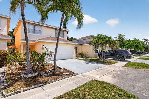 4131 Eastridge Circle, Pompano Beach, FL, 33064 | Card Image