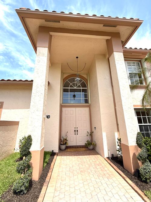 9392 Cascade Ct, Boynton Beach, FL, 33437-2861 | Card Image