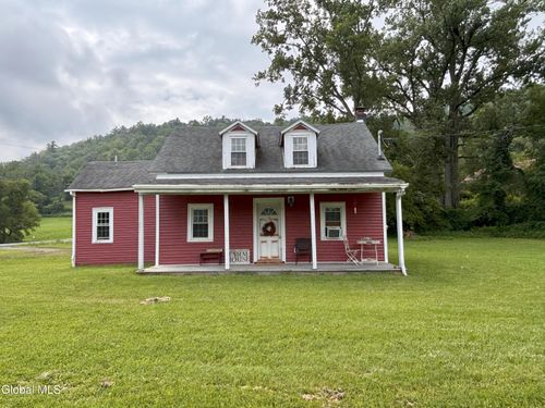 8 Rabbit College Rd, Petersburgh, NY, 12138-2703 | Card Image