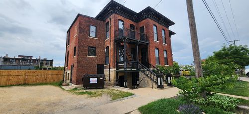 2-129 N 2nd St, Rockford, IL, 61107-4053 | Card Image