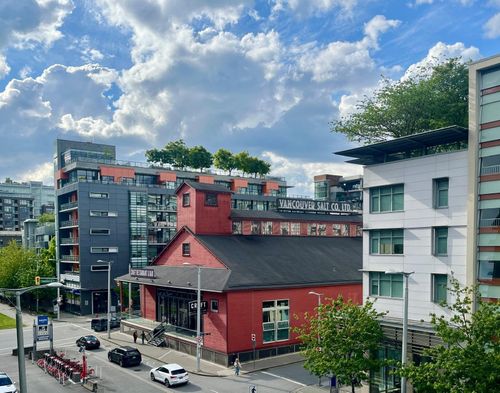 515-38 W 1st Ave, Vancouver, BC, V5Y0K3 | Card Image