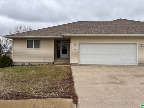 301 Brookside Dr, Kingsley, IA, 51028-5066 | Card Image