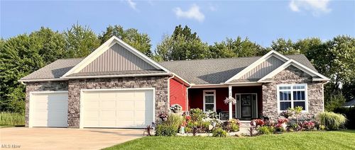 341 Cherry Rdg, Tallmadge, OH, 44278-3906 | Card Image