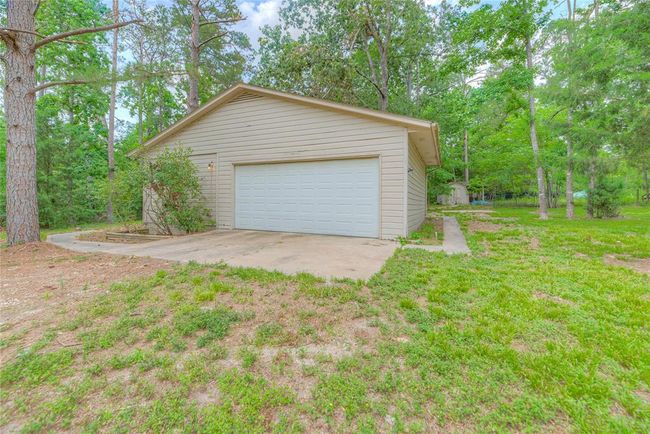 330 Oak Tree Dr, House other with 3 bedrooms, 2 bathrooms and 2 parking in Pointblank TX | Image 7