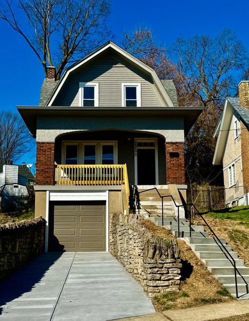 2266 Buxton Ave, Norwood, OH, 45212-2251 | Card Image