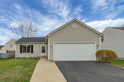 2645 Little Pine Ln, Lancaster, OH, 43130-7825 | Card Image