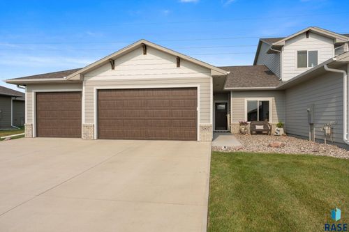 5907 S Spirea Ave Avenue, Sioux Falls, SD, 57108 | Card Image