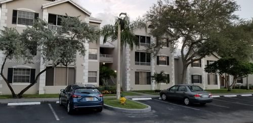 105-2811 N Oakland Forest Dr, Oakland Park, FL, 33309-7619 | Card Image