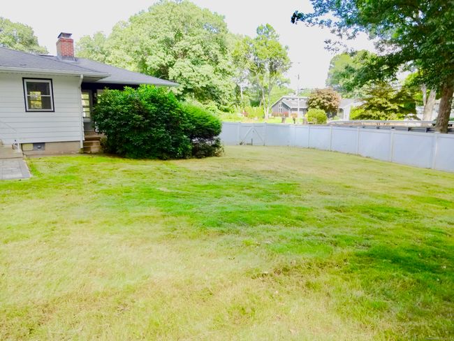 1 Birchwood Dr, House other with 3 bedrooms, 1 bathrooms and null parking in Ansonia CT | Image 29