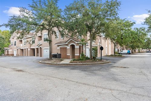 18118-18118 Villa Creek Drive, TAMPA, FL, 33647 | Card Image