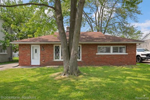 26315 Lehner St, Roseville, MI, 48066-3276 | Card Image