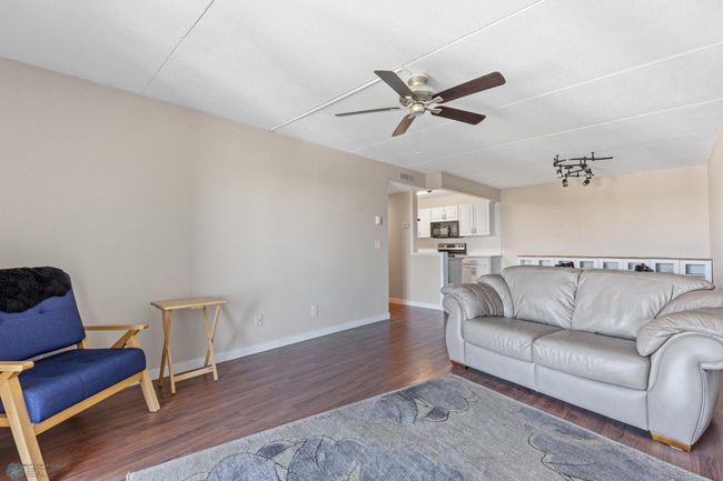 Living Room | Image 12
