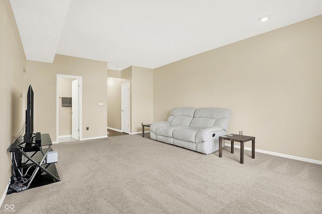 7022 Forrester Ln, Condo with 3 bedrooms, 3 bathrooms and null parking in Indianapolis IN | Image 5