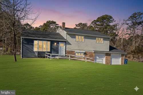 124 Vance St, Browns Mills, NJ, 08015-4546 | Card Image