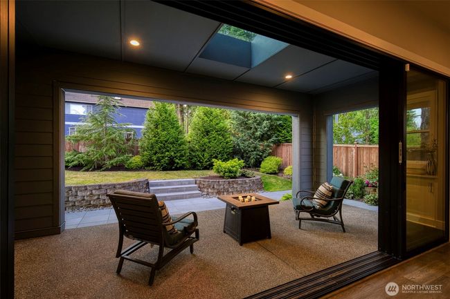 8784 Ne Winslow Grove Ct, House other with 4 bedrooms, 4 bathrooms and 2 parking in Bainbridge Island WA | Image 10