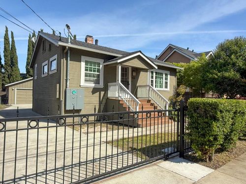 102 Poplar Ave, Redwood City, CA, 94061-3013 | Card Image