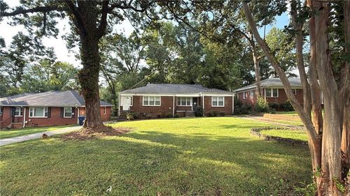 b-2039 Brewer Blvd Sw, Atlanta, GA, 30310-5056 | Card Image