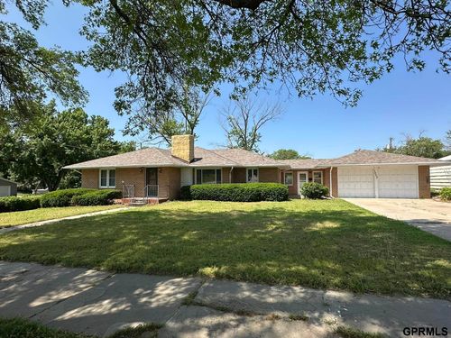 1003 J St, Fairbury, NE, 68352-2057 | Card Image