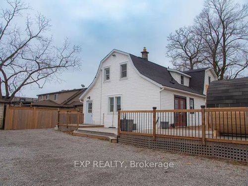 3090 Montrose Rd, Niagara Falls, ON, L2H0K3 | Card Image