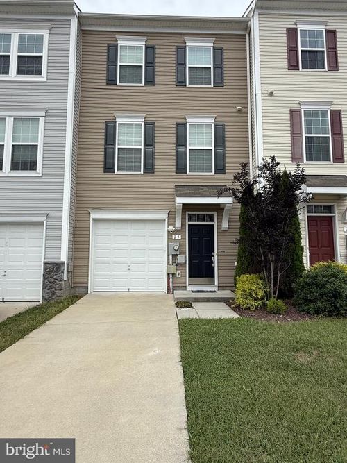 23 Landis Ct, FALLING WATERS, WV, 25419-1199 | Card Image