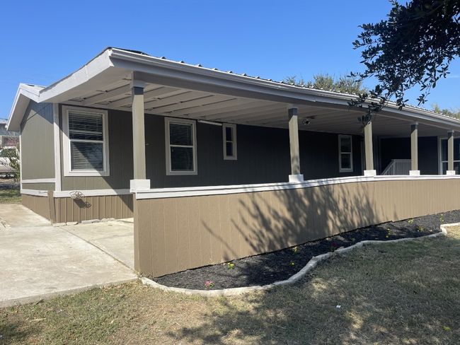 22 Niederwald Dr, House other with 3 bedrooms, 2 bathrooms and 8 parking in Kyle TX | Image 15