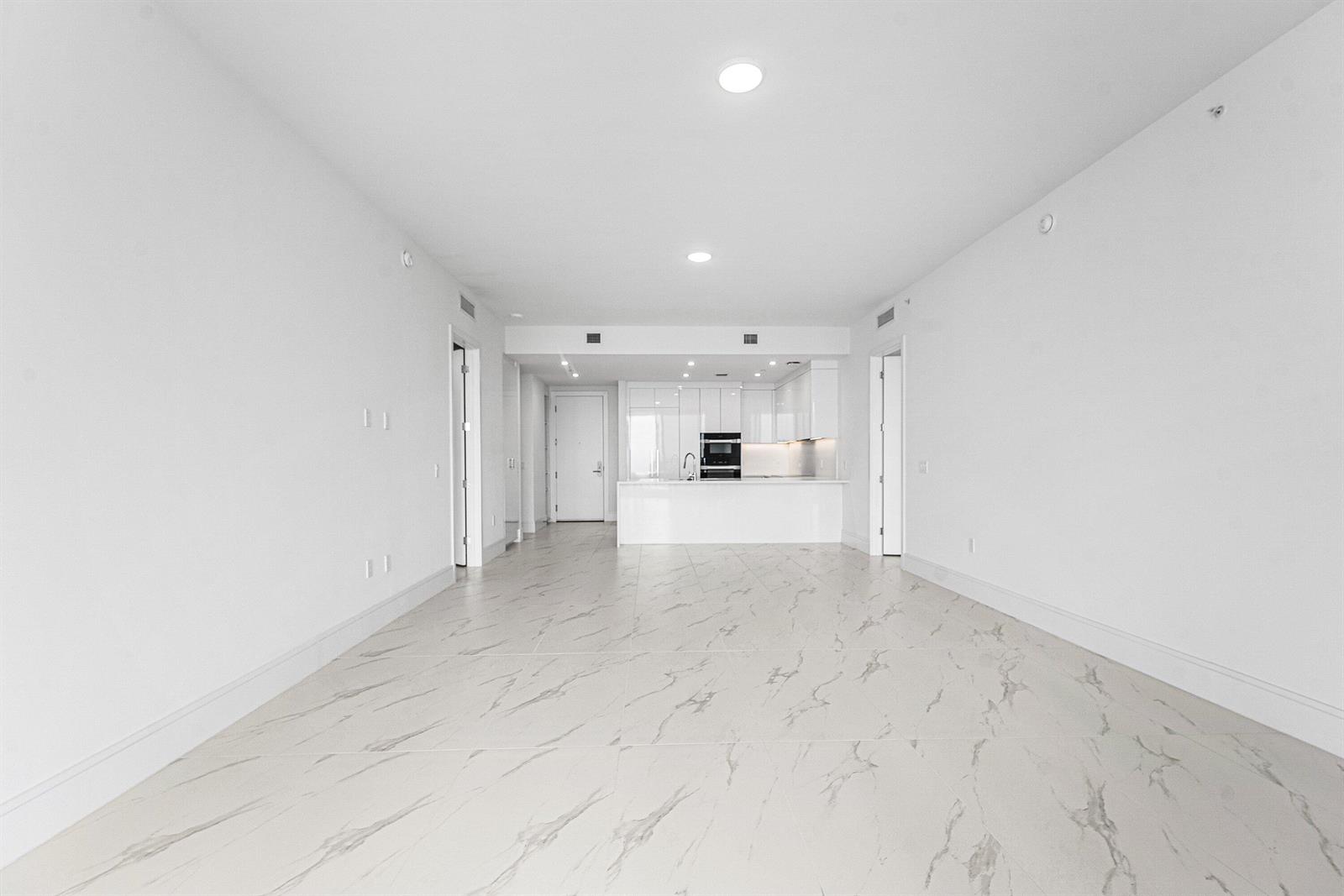 Residential in Lake Park 5