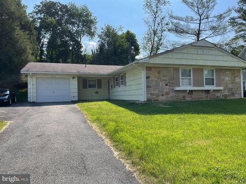 15713 Pointer Ridge Dr, BOWIE, MD, 20716-1707 | Card Image