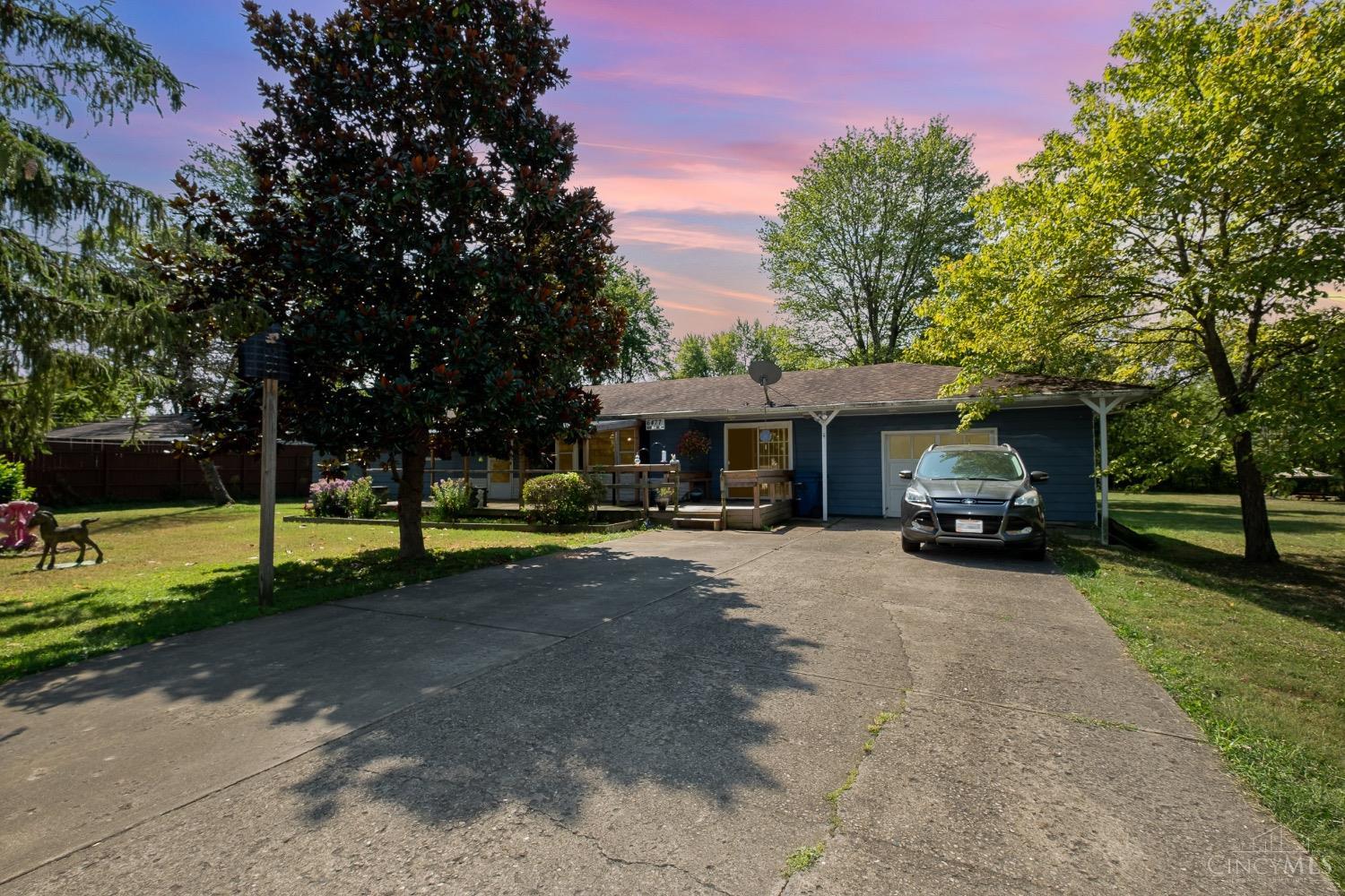 Cedar Lake Ln, Loveland, OH 45140
