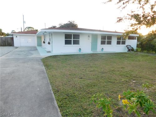 74 7th St, BONITA SPRINGS, FL, 34134-7415 | Card Image