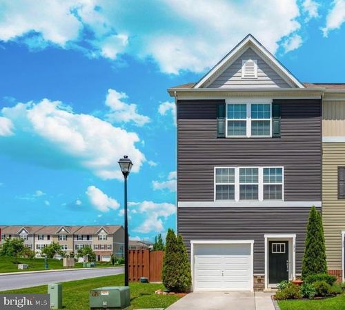 273 Magellan Dr, MARTINSBURG, WV, 25404-4006 | Card Image