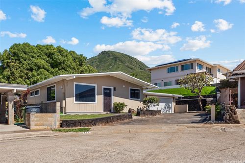 427 Kekupua St, Honolulu, HI, 96825-2308 | Card Image