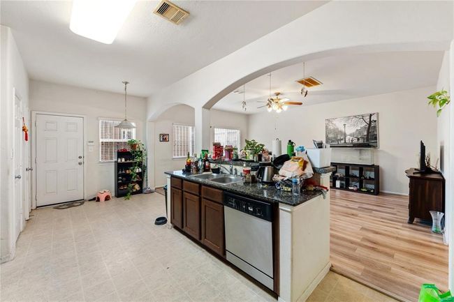 7255 Autumn Sun Dr, House other with 4 bedrooms, 3 bathrooms and 2 parking in Houston TX | Image 5