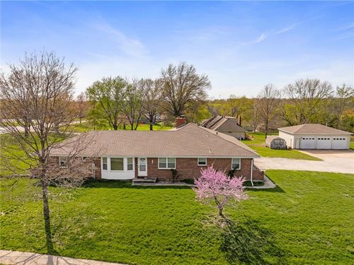 6640 Pflumm Rd, Shawnee, KS, 66216-2407 | Card Image