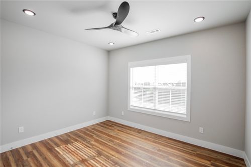 1018 Seaborn Way, Pea Ridge, AR, 72751-6029 | Card Image