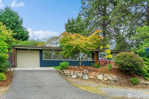 2148 N 115th St, Seattle, WA, 98133-8509 | Card Image