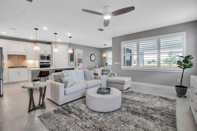 10414 Spring Tide Way, House other with 3 bedrooms, 3 bathrooms and null parking in Parrish FL | Image 15