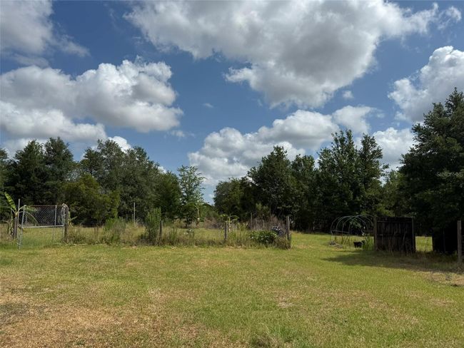 35215 Broken Bit Ln, House other with 3 bedrooms, 2 bathrooms and null parking in ZEPHYRHILLS FL | Image 7