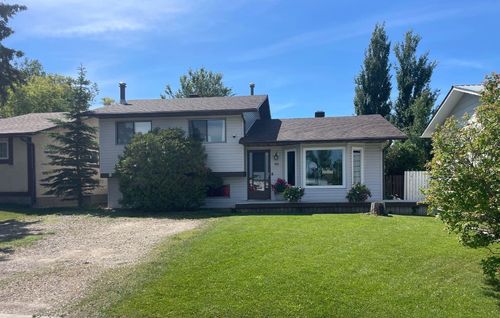 99 Spruce Ave W, Brooks, AB, T1R0A5 | Card Image