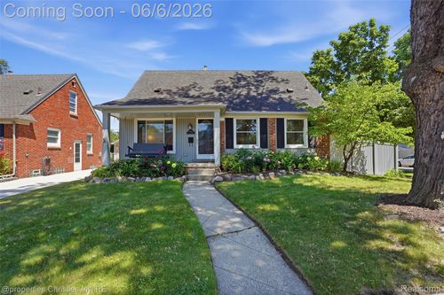 4602 Groveland Ave, Royal Oak, MI, 48073-1529 | Card Image
