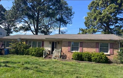 357 Dexter Street E, Chesapeake, VA, 23324 | Card Image