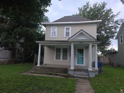 202 E 1st St, Abilene, KS, 67410-2820 | Card Image