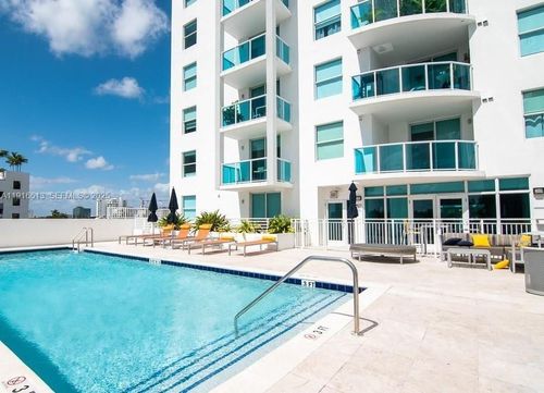 ph09-1723 Sw 2nd Ave, Miami, FL, 33129-2130 | Card Image