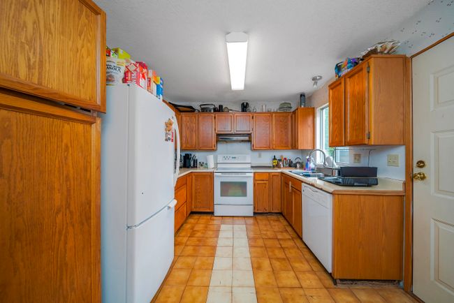 3838 Brockton Crescent, House other with 3 bedrooms, 2 bathrooms and 6 parking in North Vancouver BC | Image 17
