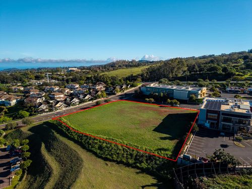 2 Kupaoa St, Makawao, HI, 96768-6214 | Card Image